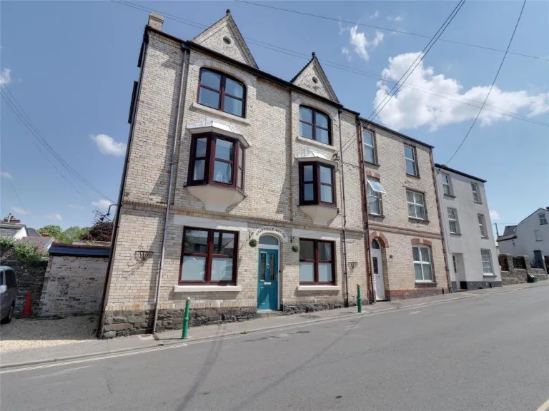 property Compatible Images}