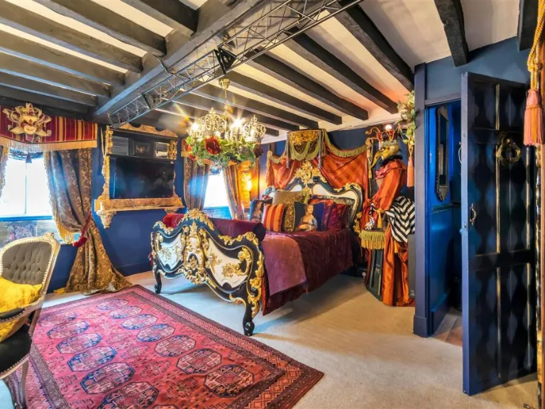 property Compatible Images}