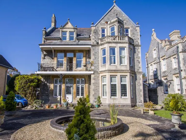 property Compatible Images}