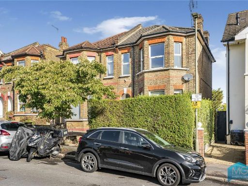 Similar property image