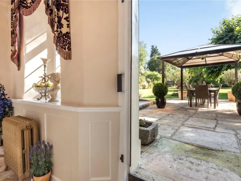 property Compatible Images}