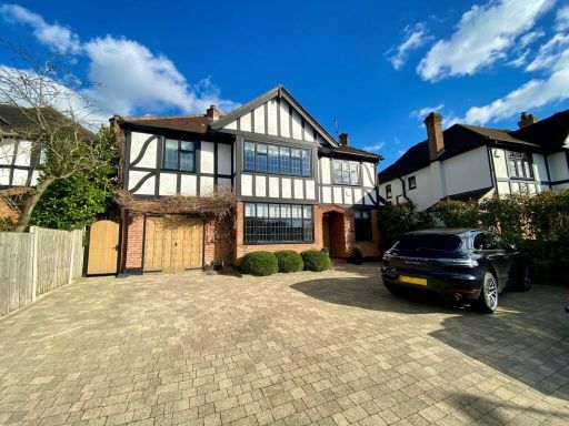 Similar property image
