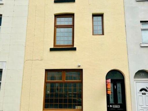 Similar property image