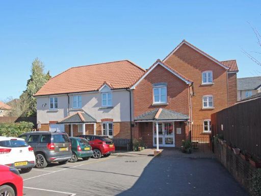 Similar property image