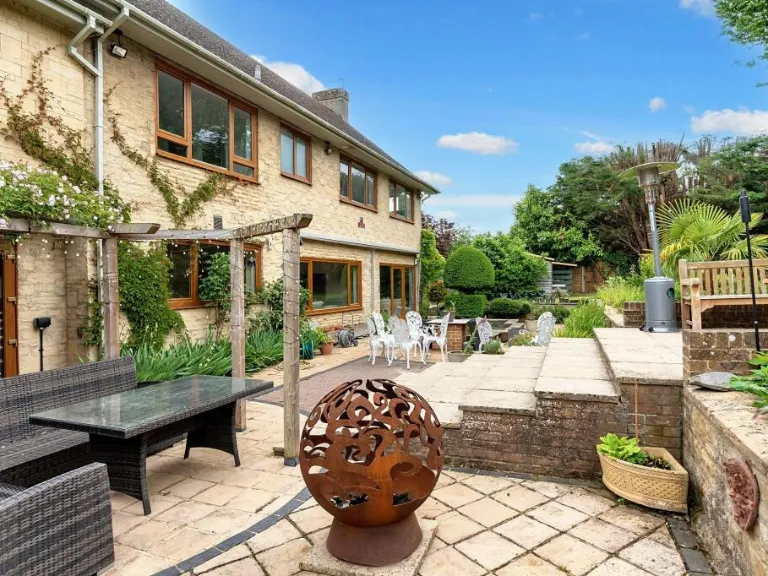 property Compatible Images}
