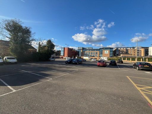 Similar property image