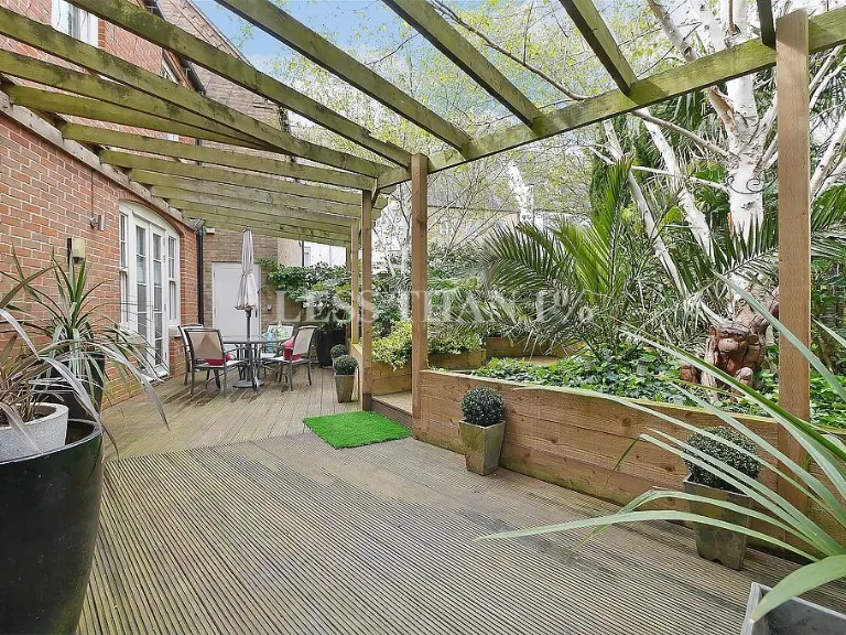 property Compatible Images}