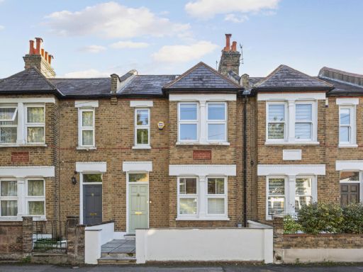 Similar property image