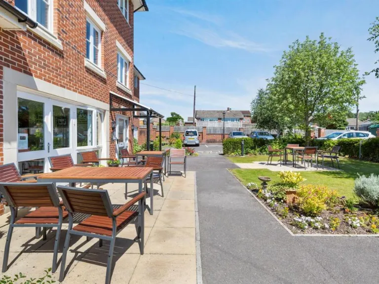 property Compatible Images}