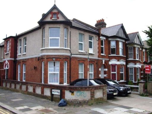 Similar property image