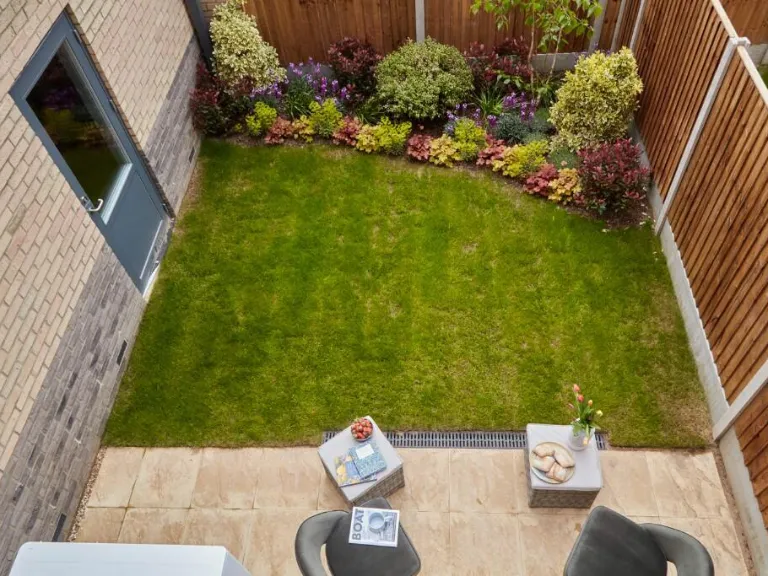 property Compatible Images}