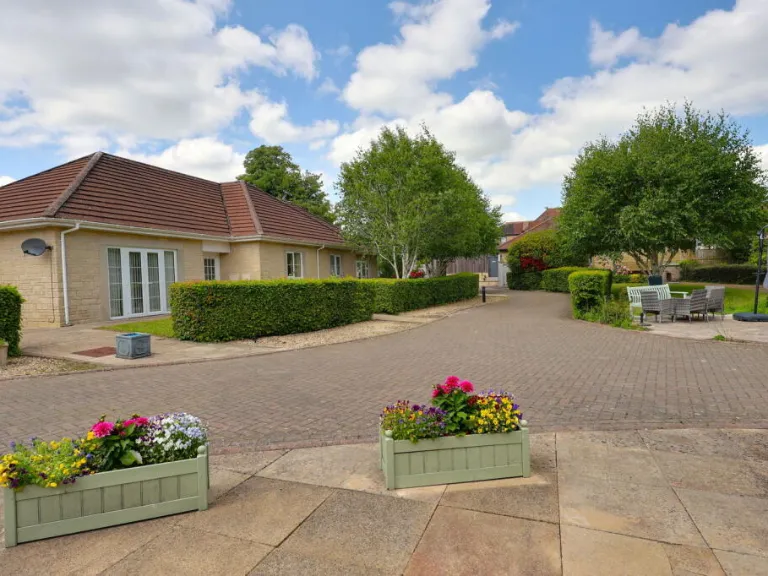 property Compatible Images}