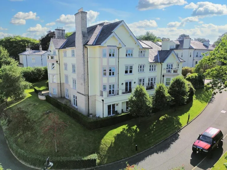 property Compatible Images}