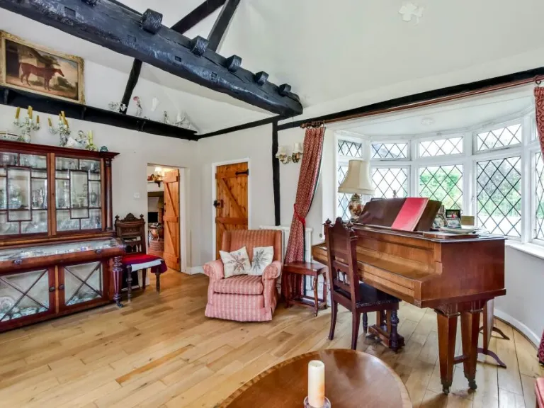 property Compatible Images}