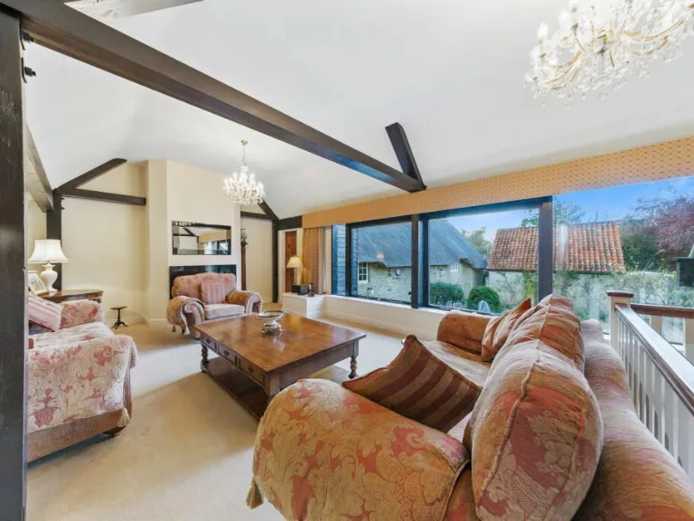 property Compatible Images}