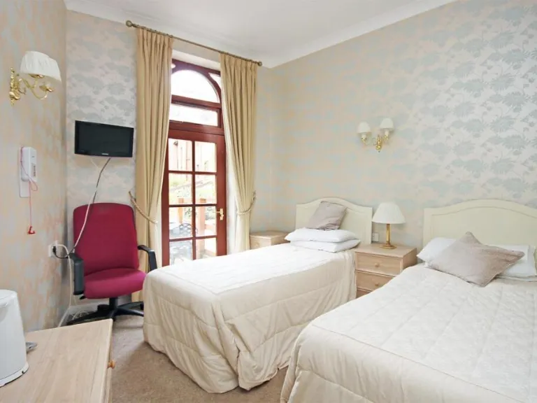 property Compatible Images}