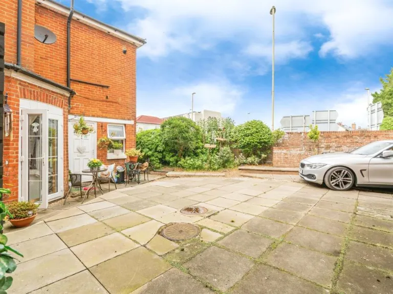 property Compatible Images}