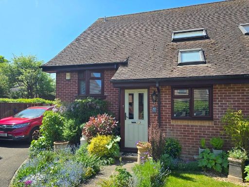 Similar property image