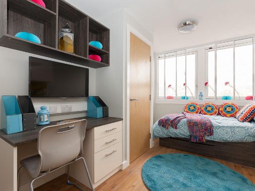Similar property image
