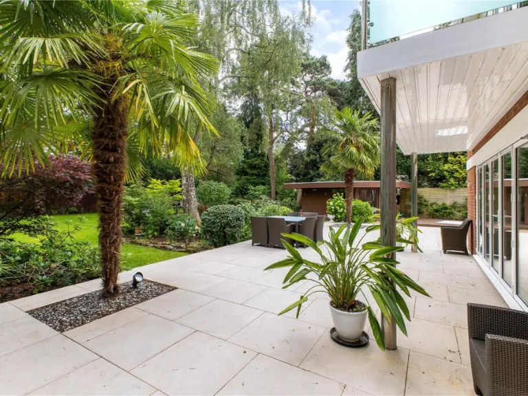 property Compatible Images}