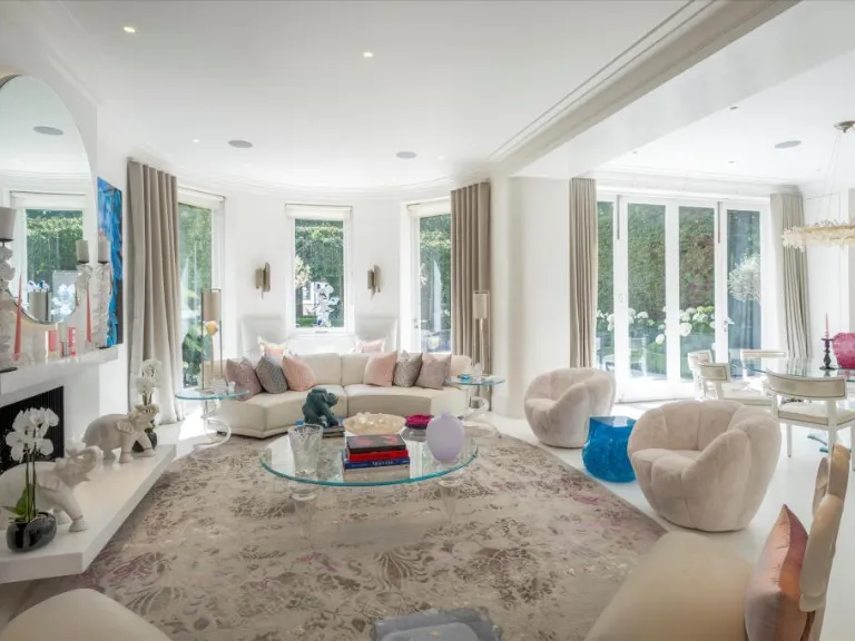 property Compatible Images}