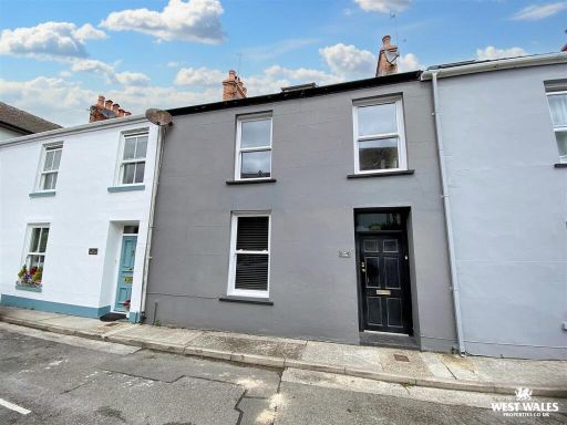 Similar property image