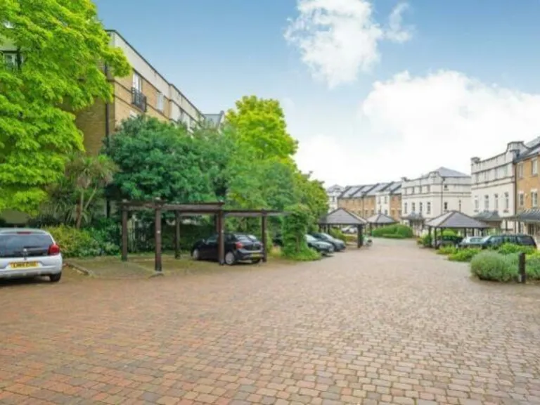 property Compatible Images}