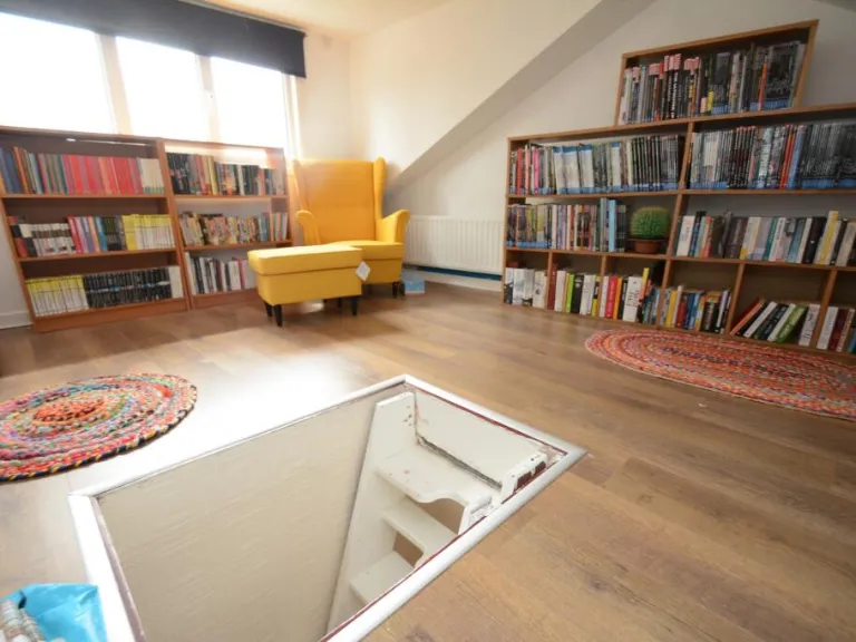property Compatible Images}