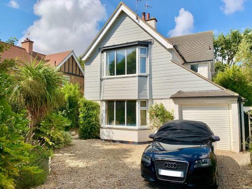 Similar property image