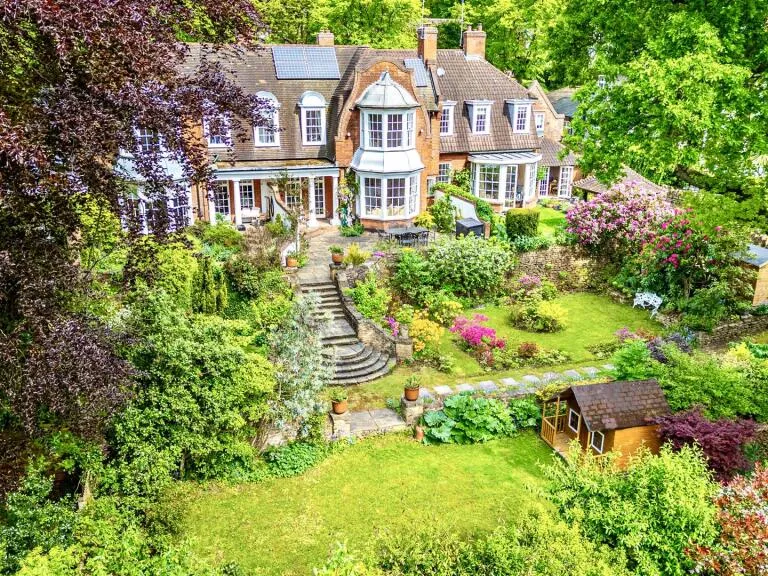 property Compatible Images}