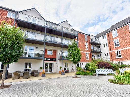 Similar property image