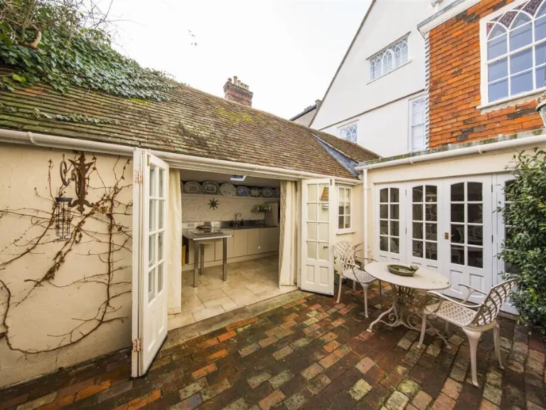 property Compatible Images}