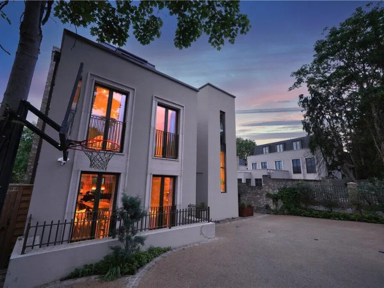 property Compatible Images}