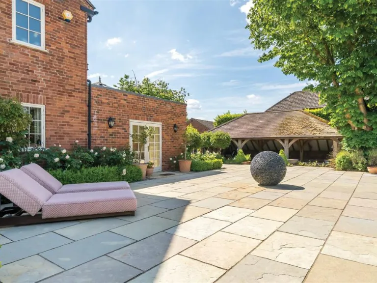 property Compatible Images}