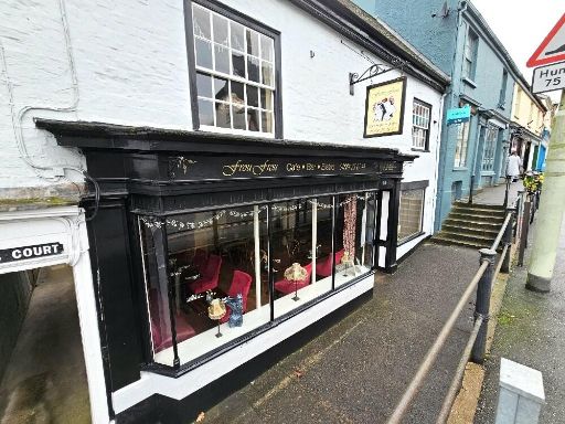 Similar property image