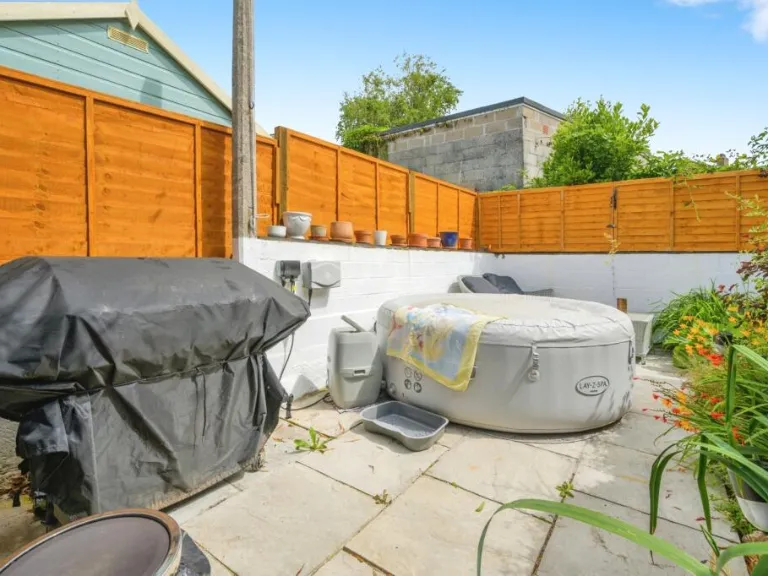 property Compatible Images}