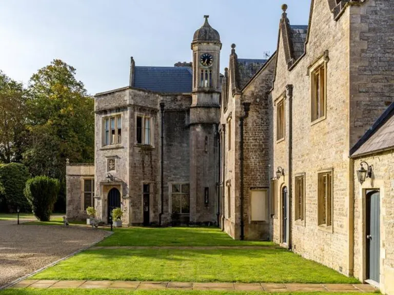 property Compatible Images}