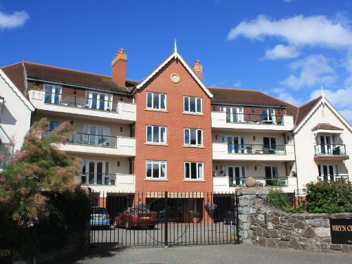 Similar property image