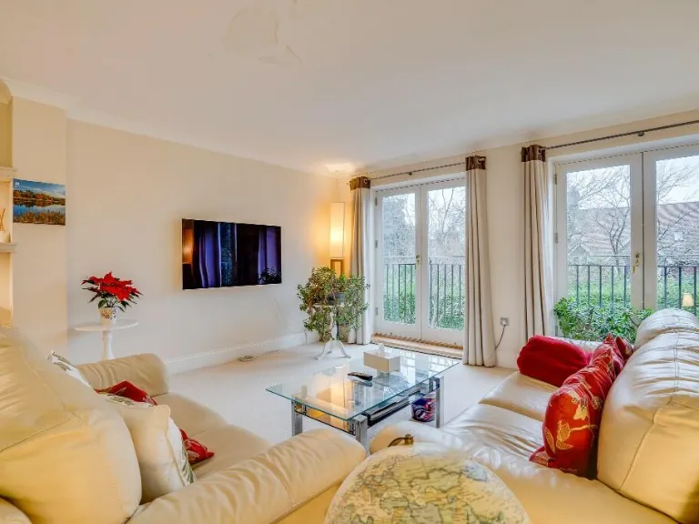 property Compatible Images}
