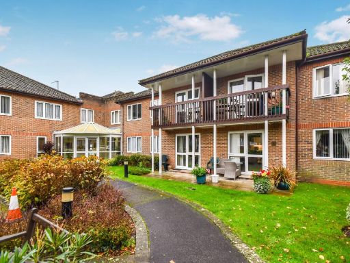 Similar property image