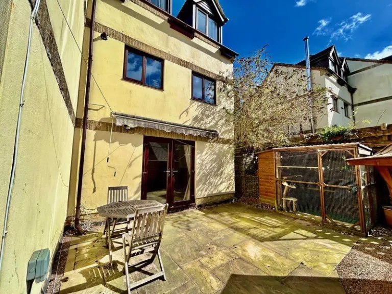 property Compatible Images}