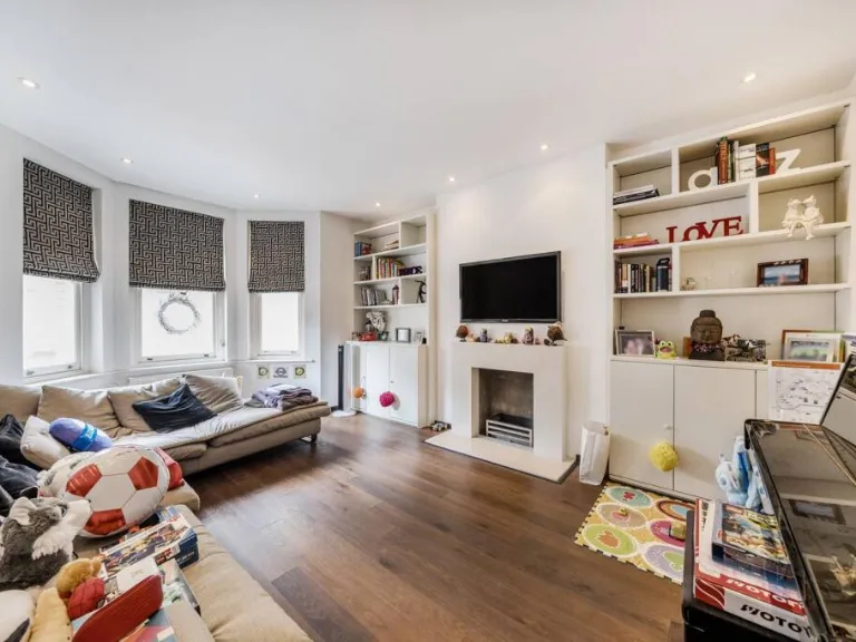 property Compatible Images}