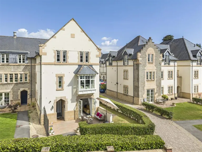 property Compatible Images}