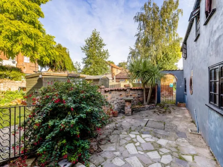 property Compatible Images}