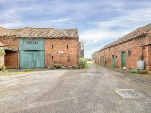 Similar property image