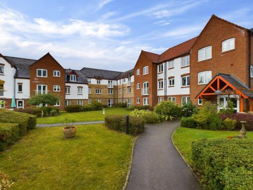 Similar property image