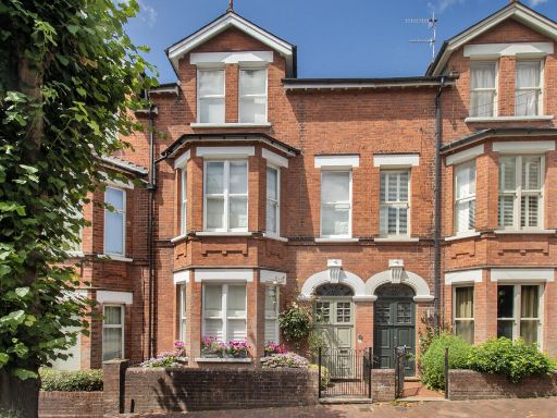 Similar property image