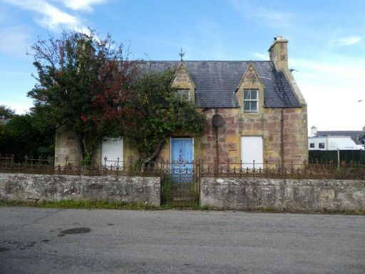 Similar property image
