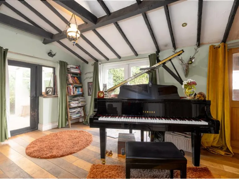 property Compatible Images}