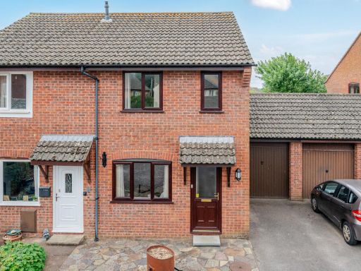 Similar property image